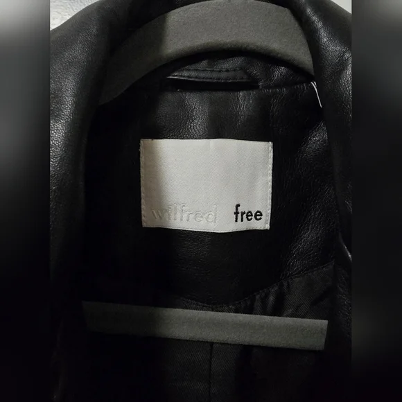 Wilfred Black Leather Jacket - Picture 2 of 11